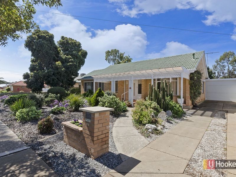 21 Berberis Street, Elizabeth Vale SA 5112
