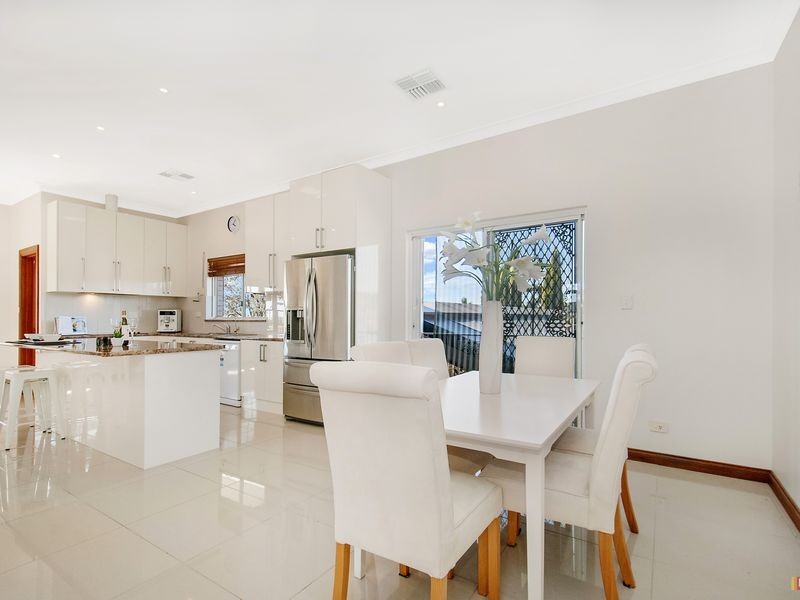 43 Yulinda Terrace, Gulfview Heights SA 5096