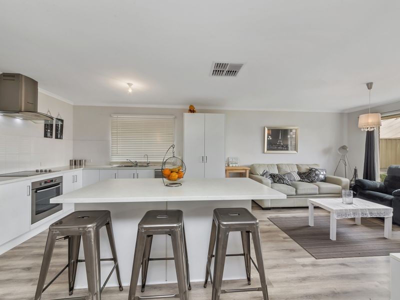 24 Carbone Drive, Munno Para West SA 5115