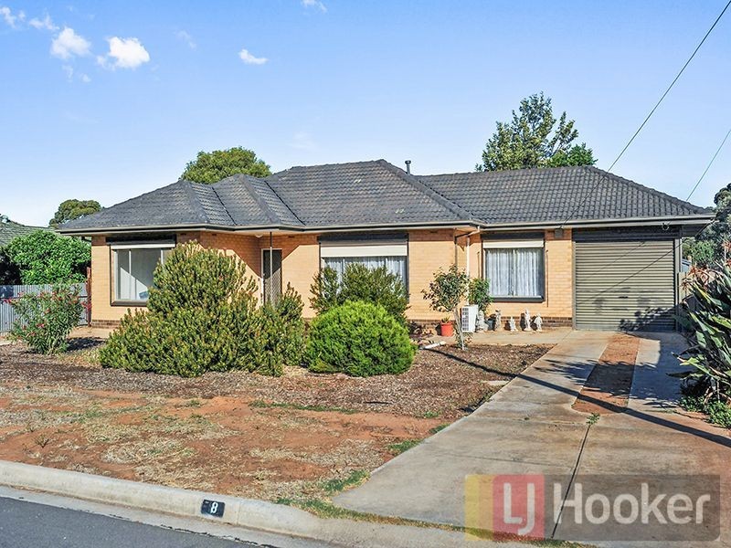 8 Karyn Crescent, Brahma Lodge SA 5109