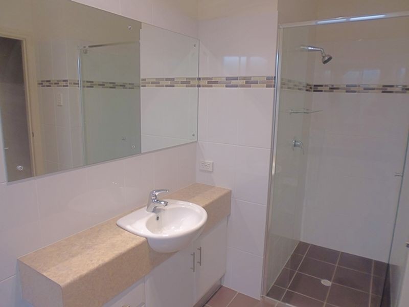 67 Lord Howe Crescent, Mawson Lakes SA 5095