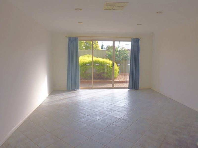 10 Rifle Range Road, Greenwith SA 5125