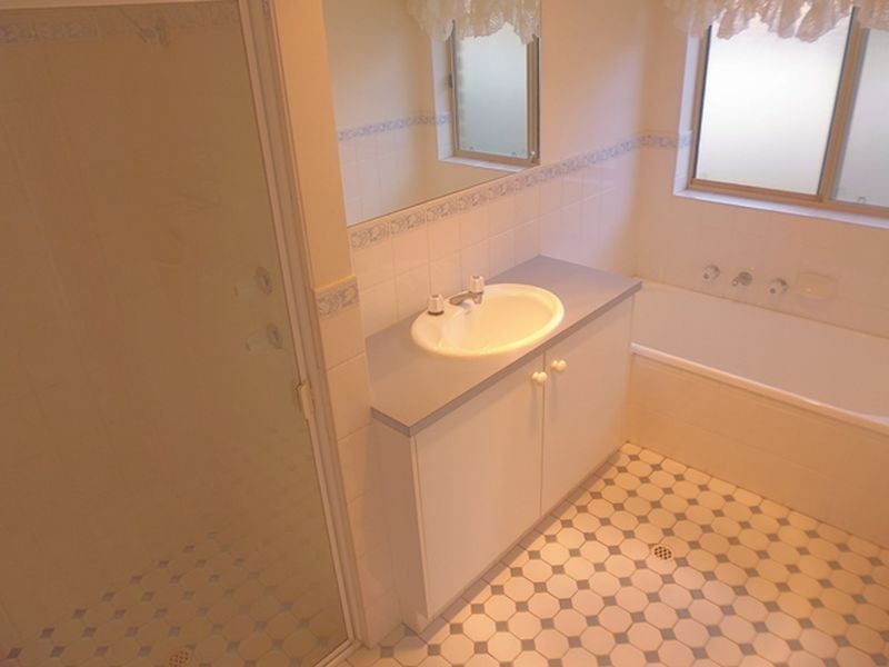 10 Rifle Range Road, Greenwith SA 5125