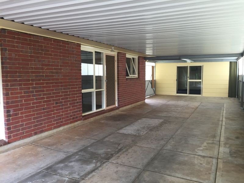 1 Fern Court, Parafield Gardens SA 5107