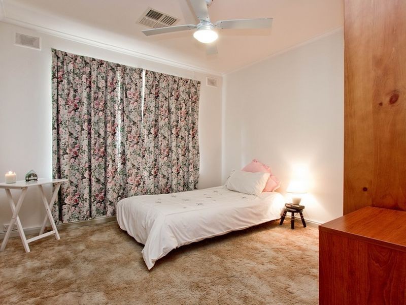 32 Balkara Road, Para Hills West SA 5096