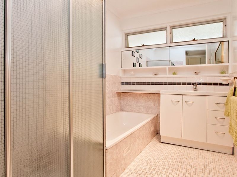 32 Balkara Road, Para Hills West SA 5096