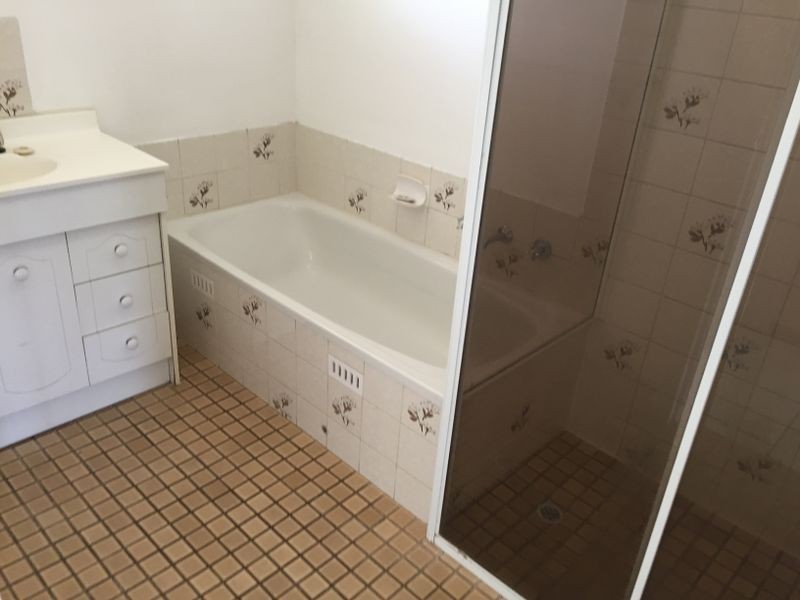 1 Carsten Crescent, Burton SA 5110