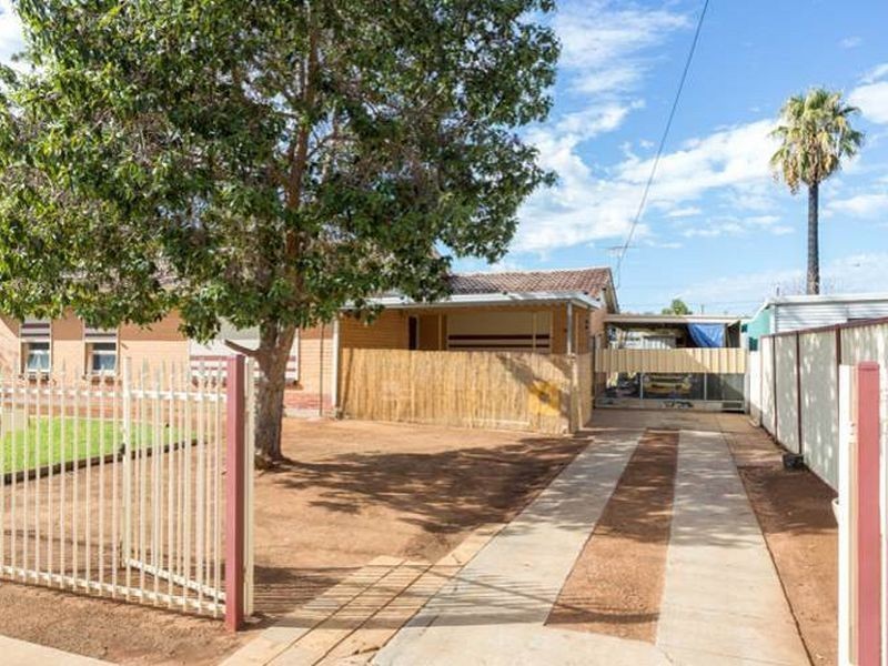 77 Crittenden Road, Smithfield Plains SA 5114