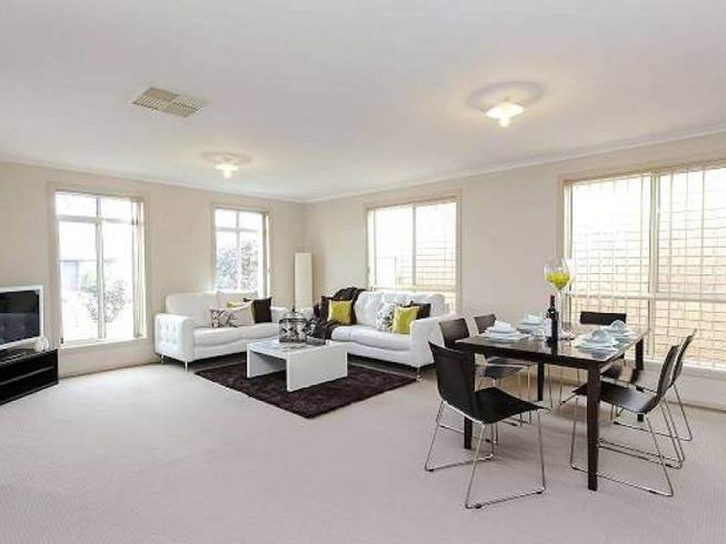 6 Lauren Drive, Paralowie SA 5108