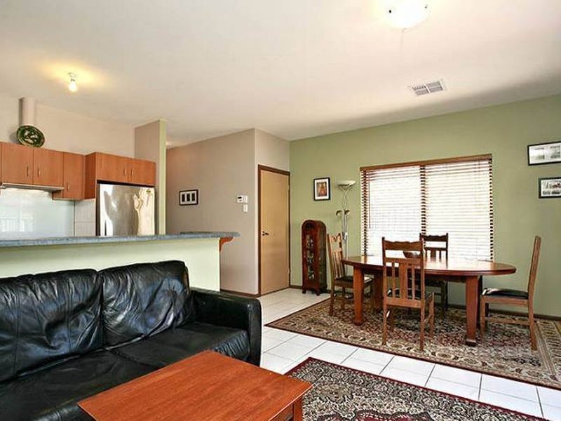 7 Reunion Lane, Mawson Lakes SA 5095