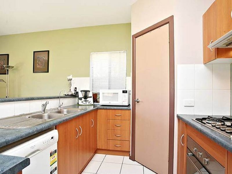 7 Reunion Lane, Mawson Lakes SA 5095