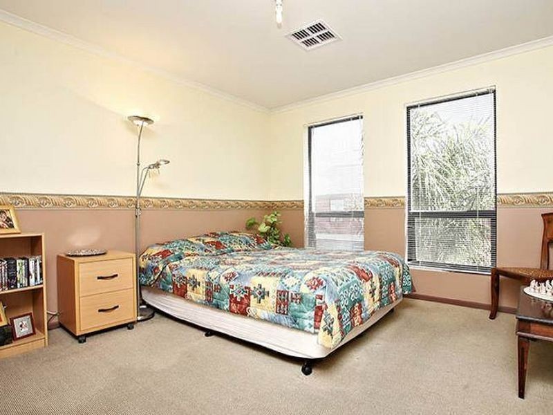 7 Reunion Lane, Mawson Lakes SA 5095