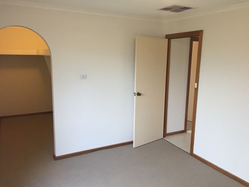 3 Banff St, Burton SA 5110