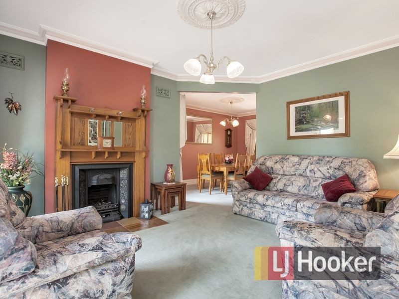 4 Bayview Parade, Gulfview Heights SA 5096