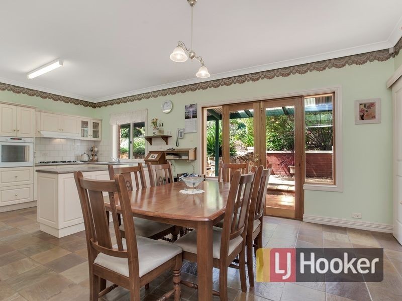 4 Bayview Parade, Gulfview Heights SA 5096