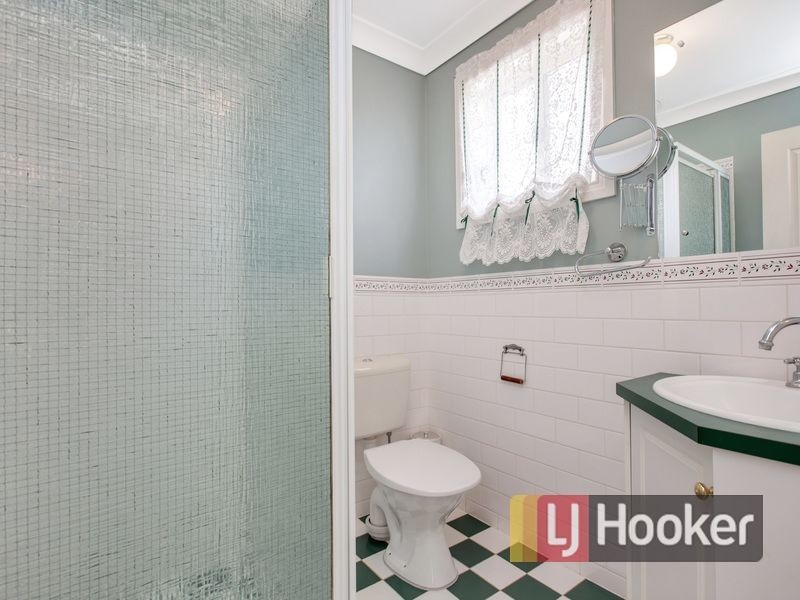 4 Bayview Parade, Gulfview Heights SA 5096