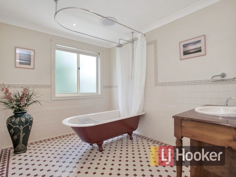 4 Bayview Parade, Gulfview Heights SA 5096
