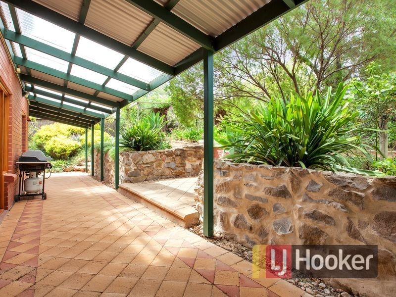 4 Bayview Parade, Gulfview Heights SA 5096
