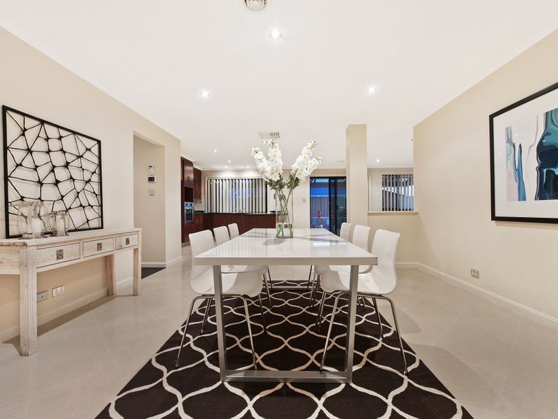 28 Grandview Place, Blakeview SA 5114