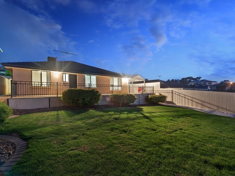 28 Grandview Place, Blakeview SA 5114