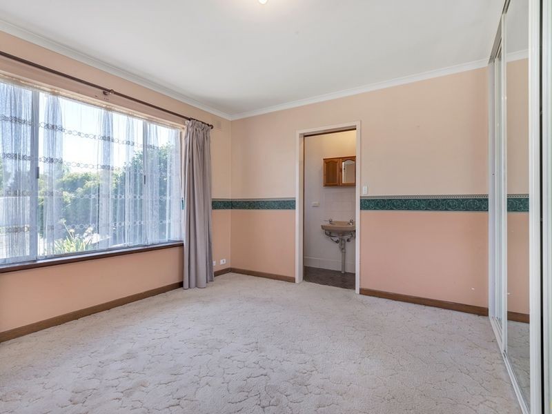 122 Elizabeth Street, Banksia Park SA 5091
