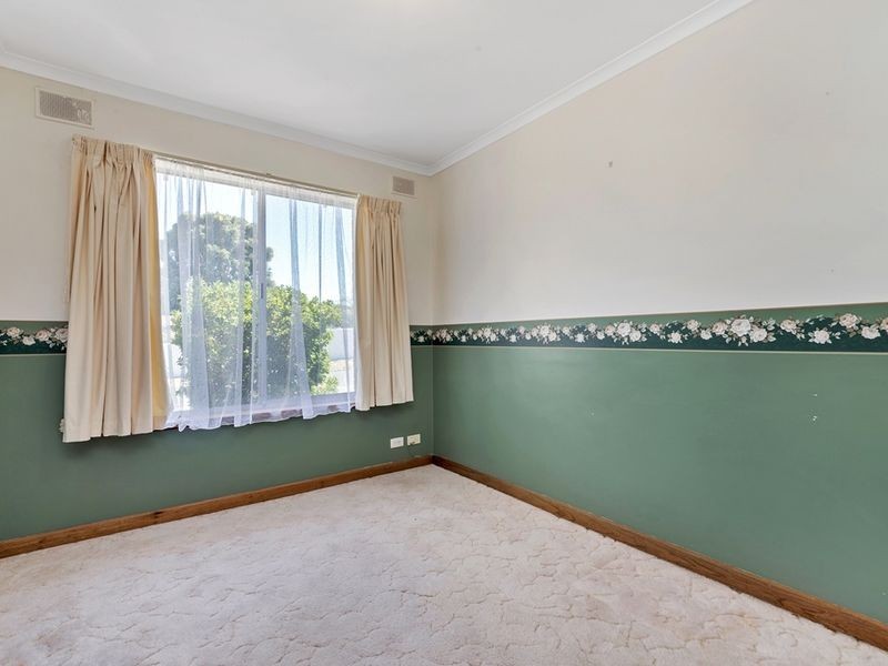 122 Elizabeth Street, Banksia Park SA 5091