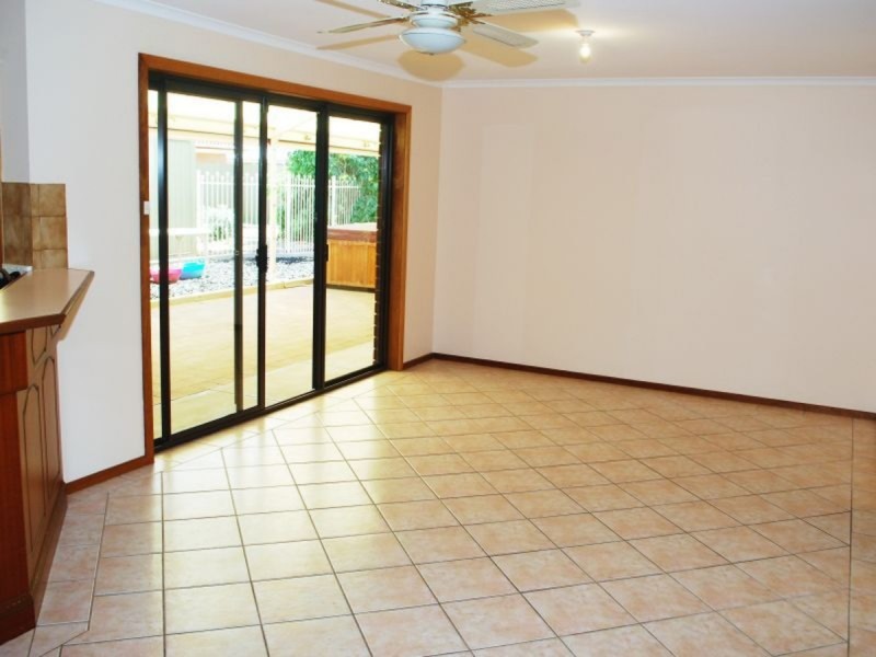 3 Lennox Drive, Paralowie SA 5108