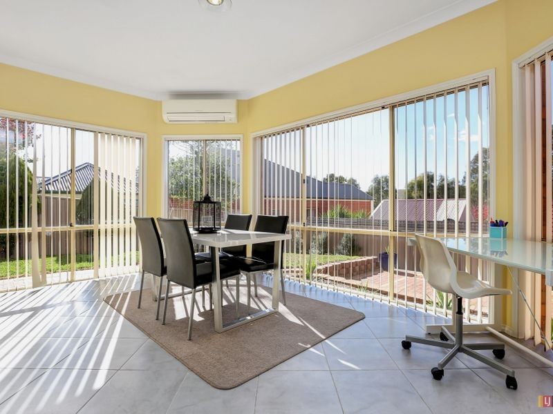 8 Hedgerow Court, Greenwith SA 5125