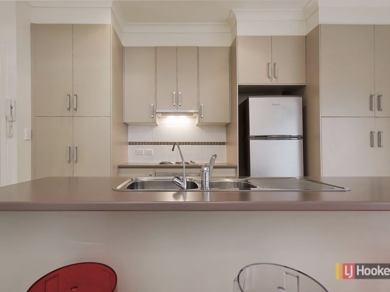 9/55 Grasswren Way, Mawson Lakes SA 5095