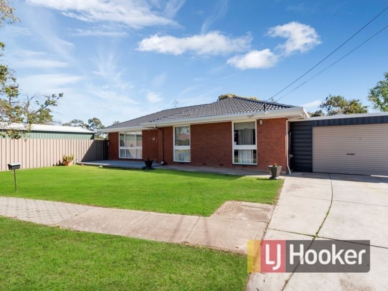 13 Quondong Avenue, Parafield Gardens SA 5107