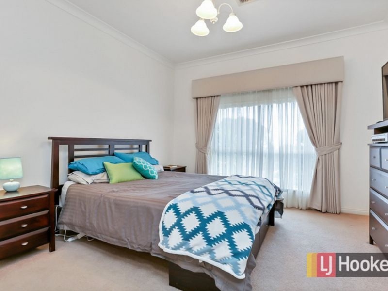26 Bayview Parade, Gulfview Heights SA 5096