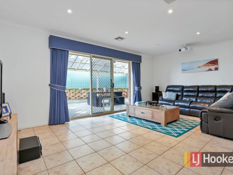 26 Bayview Parade, Gulfview Heights SA 5096