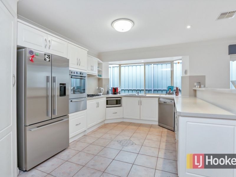 26 Bayview Parade, Gulfview Heights SA 5096