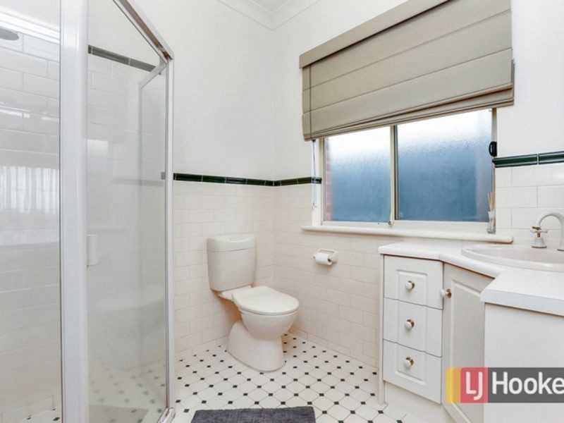 26 Bayview Parade, Gulfview Heights SA 5096