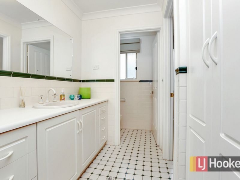 26 Bayview Parade, Gulfview Heights SA 5096