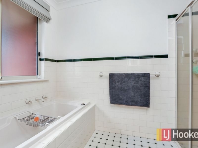 26 Bayview Parade, Gulfview Heights SA 5096