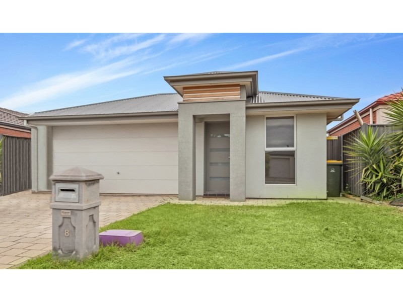 8 Wattlebird Drive, Burton SA 5110