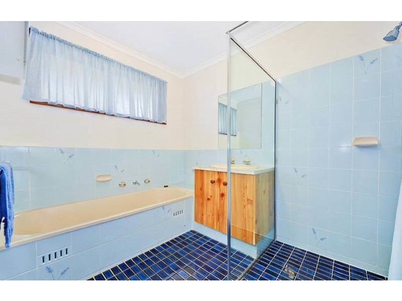 17 Banksia Crescent, Parafield Gardens SA 5107