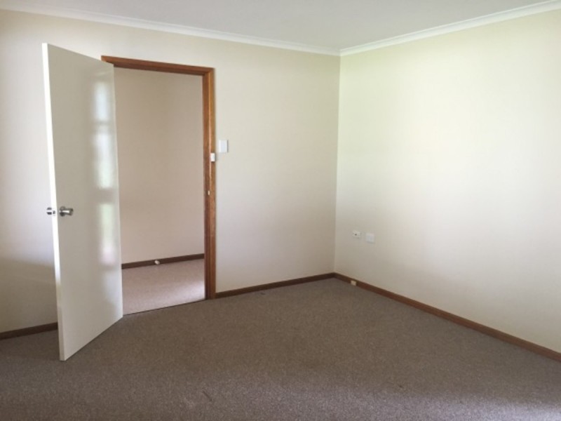 12 Amsterdam Crescent, Salisbury Downs SA 5108