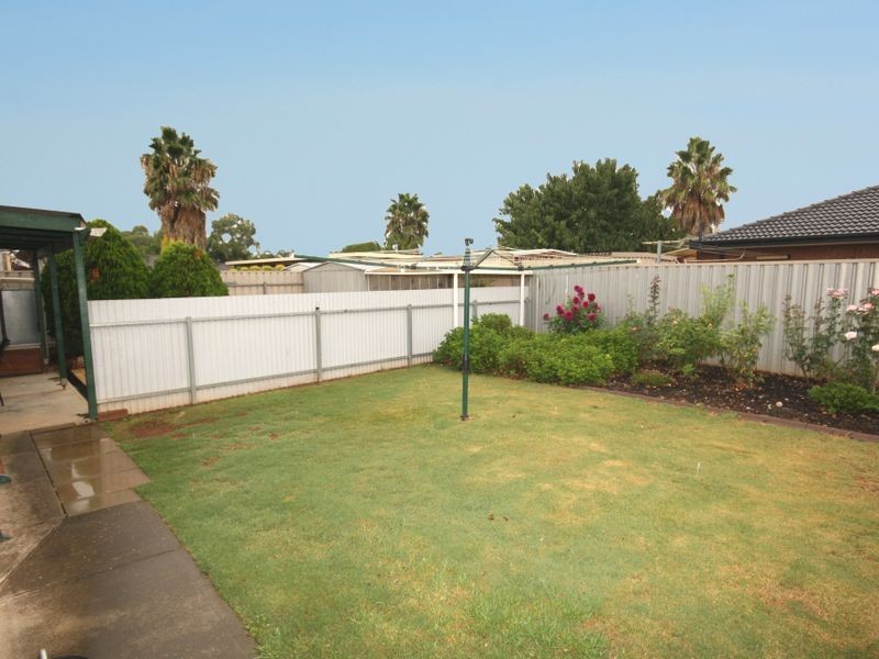 2 Merlot Court, Burton SA 5110