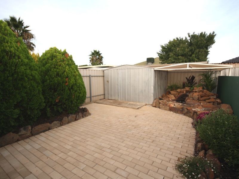 2 Merlot Court, Burton SA 5110