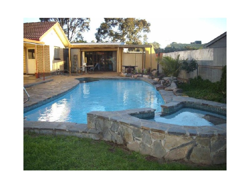 13 Wattle Grove, Parafield Gardens SA 5107