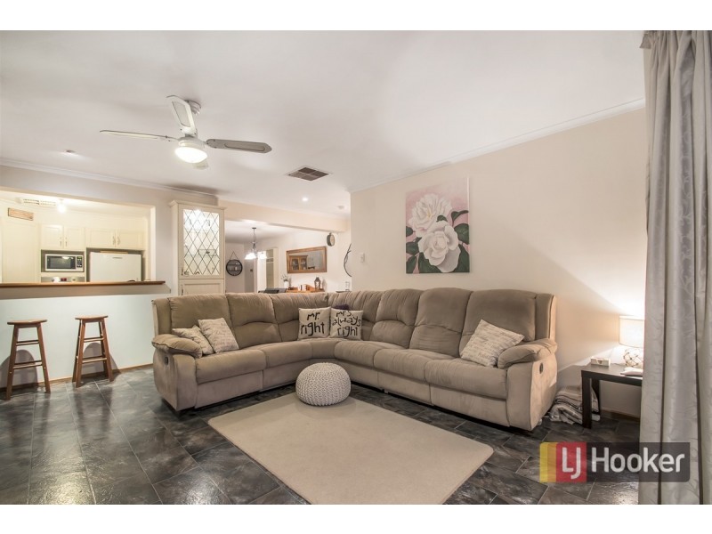 7 Ranee Court, Andrews Farm SA 5114