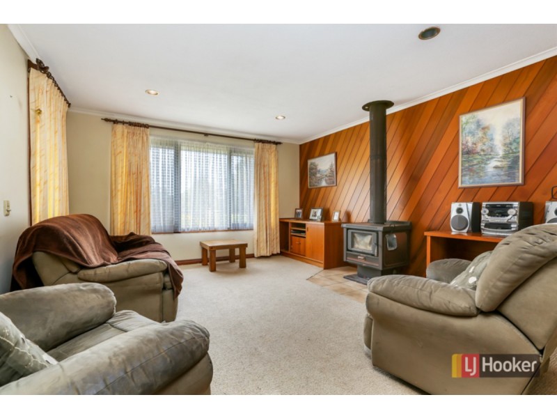 6 Cottenham Road, Banksia Park SA 5091