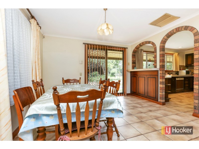 6 Cottenham Road, Banksia Park SA 5091