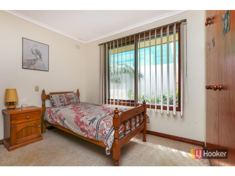 6 Cottenham Road, Banksia Park SA 5091