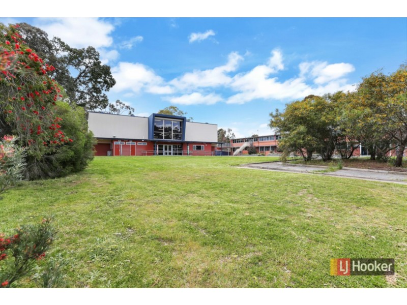 6 Cottenham Road, Banksia Park SA 5091