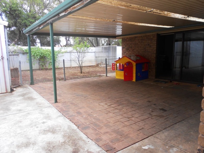 22 Banksia Court, Parafield Gardens SA 5107