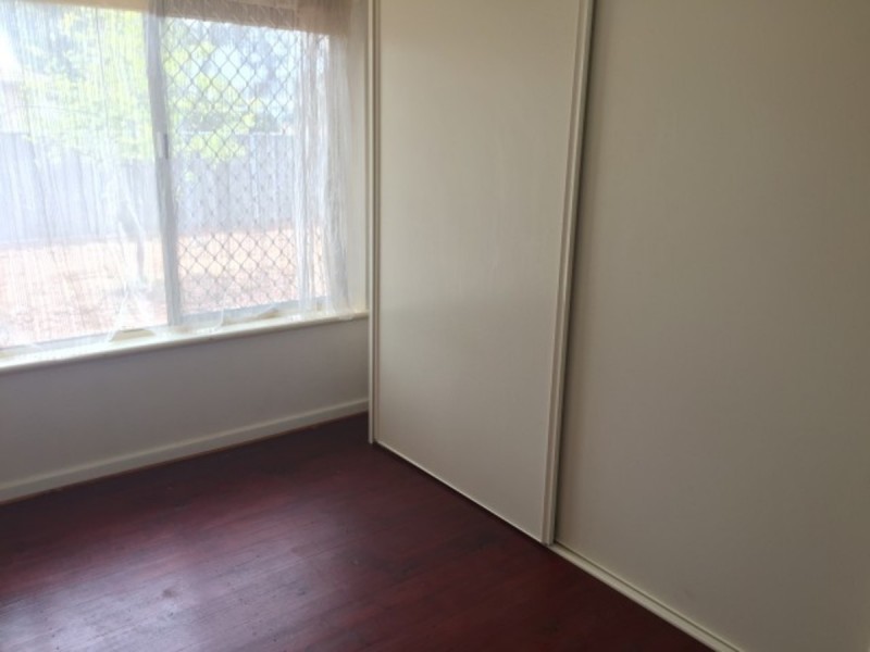 2 Karyn Crescent, Brahma Lodge SA 5109