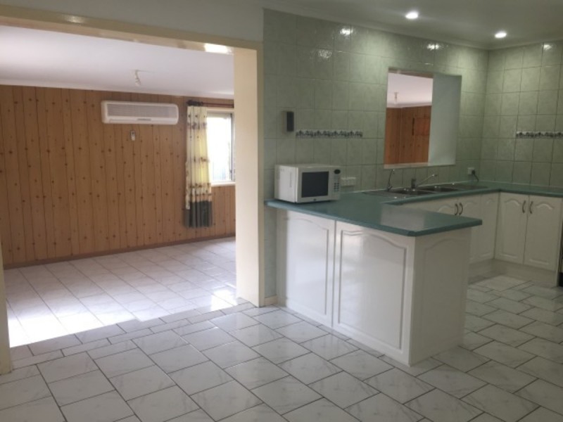 2 Karyn Crescent, Brahma Lodge SA 5109